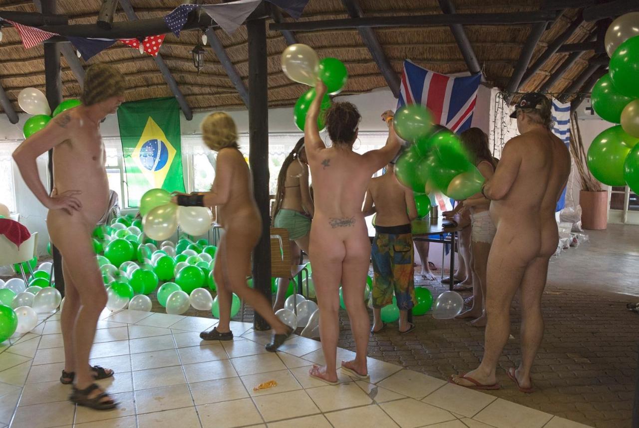 Suzie'S Loft - Nude - Suneden Family Naturist Resort Претория Экстерьер фото